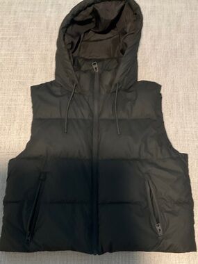 Zara Women Black Hooded Puffer Vest